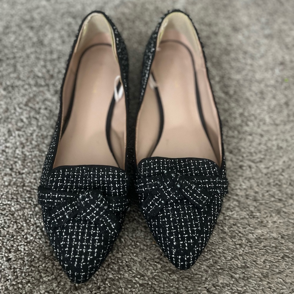 Bow black pointed flats